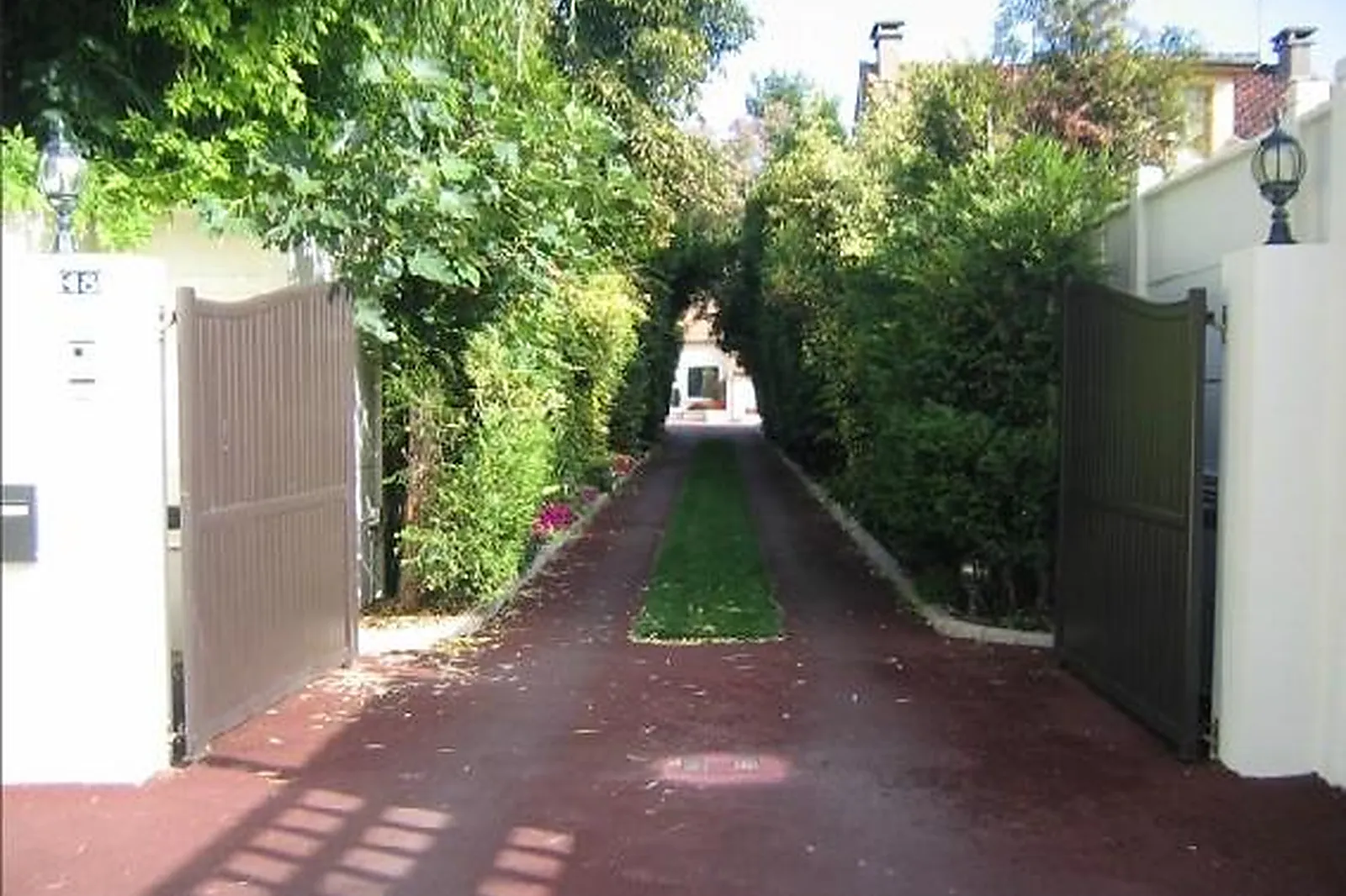 Lieux événementiels, AU JARDIN DES SAULES