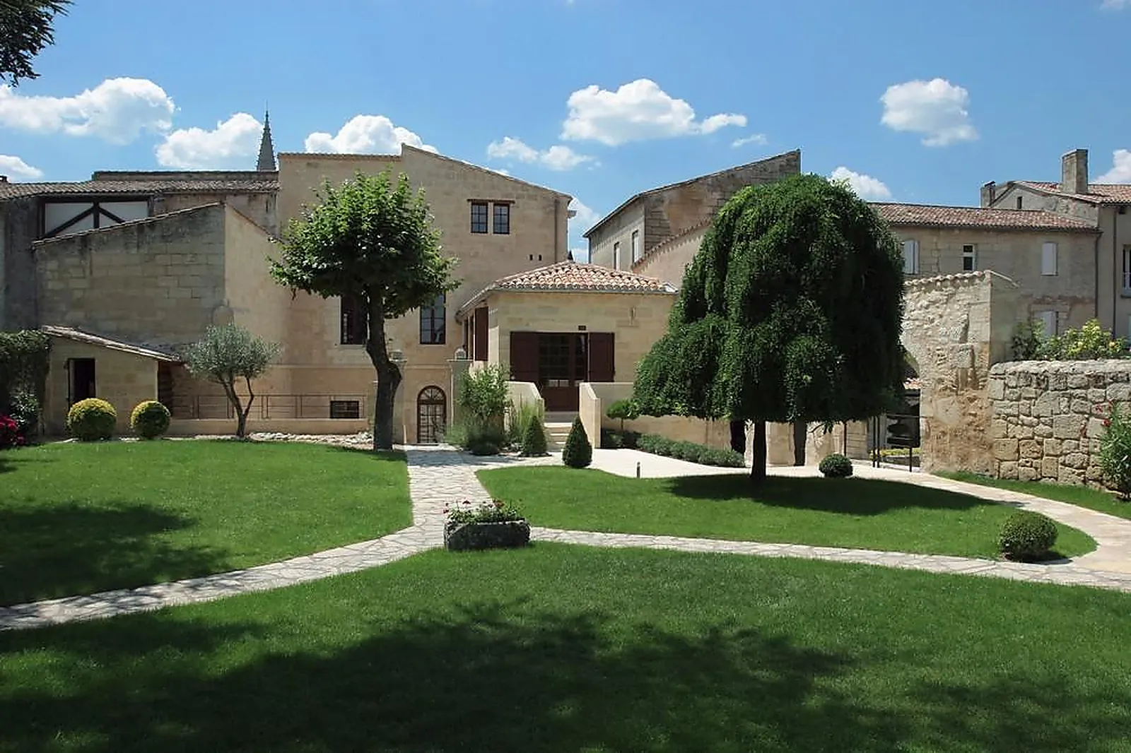 Lieux événementiels, AU LOGIS DES REMPARTS