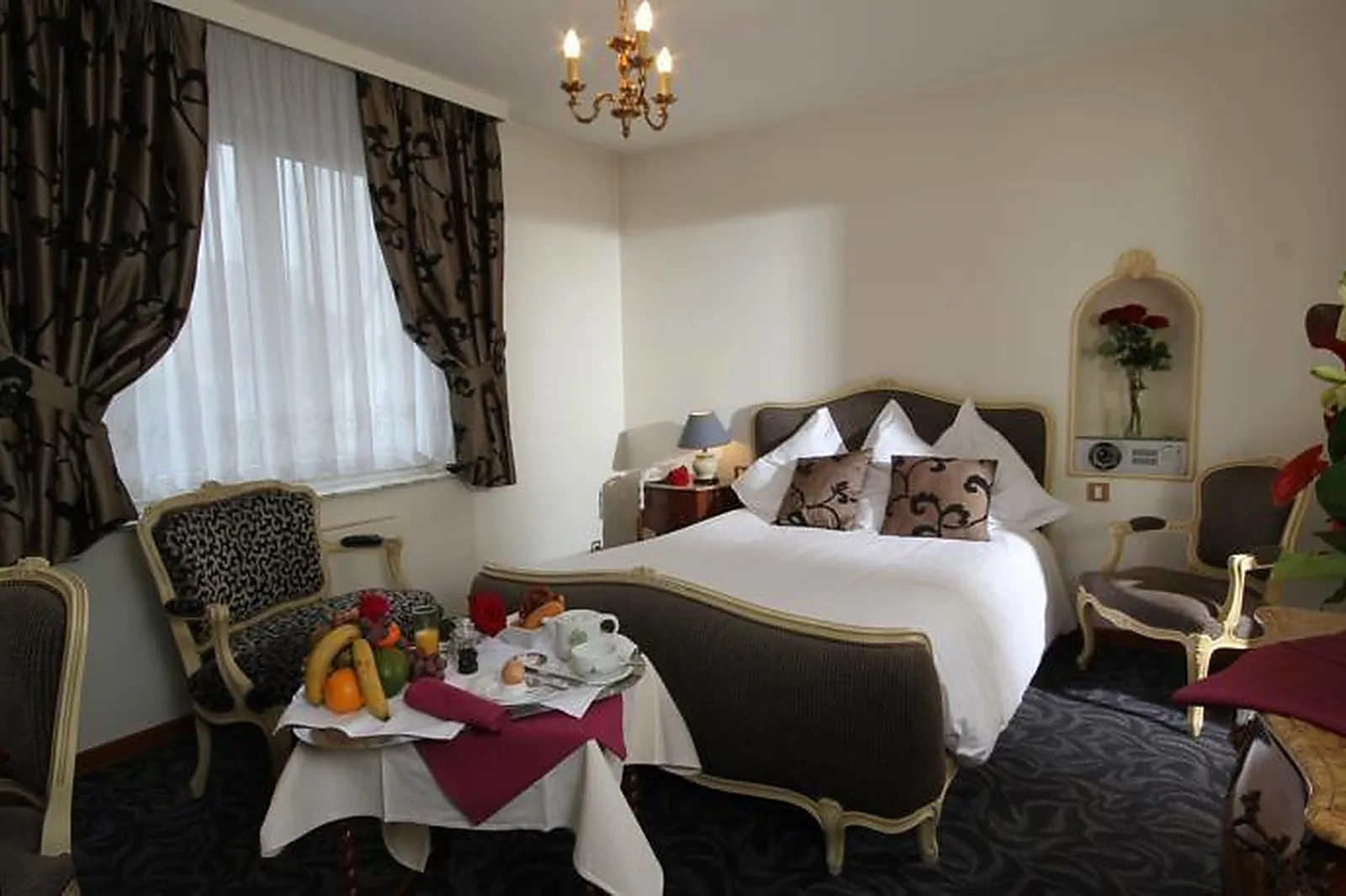 Lieux événementiels, AU NID DE CIGOGNES