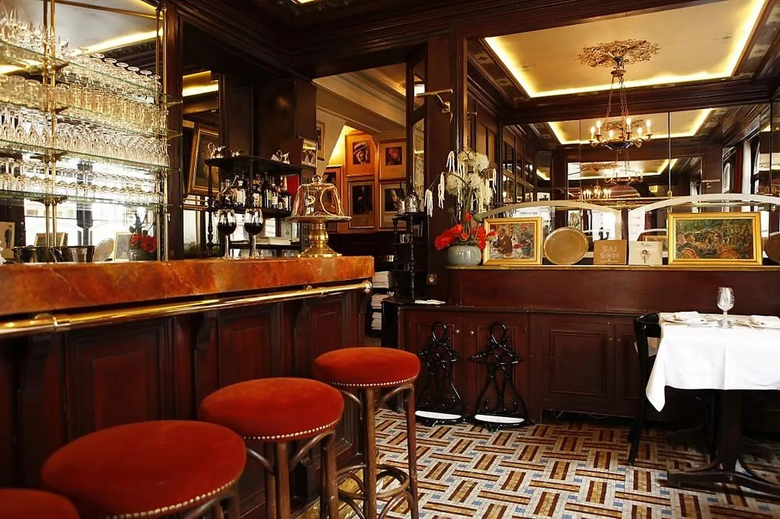 Lieux événementiels, AU PETIT RICHE