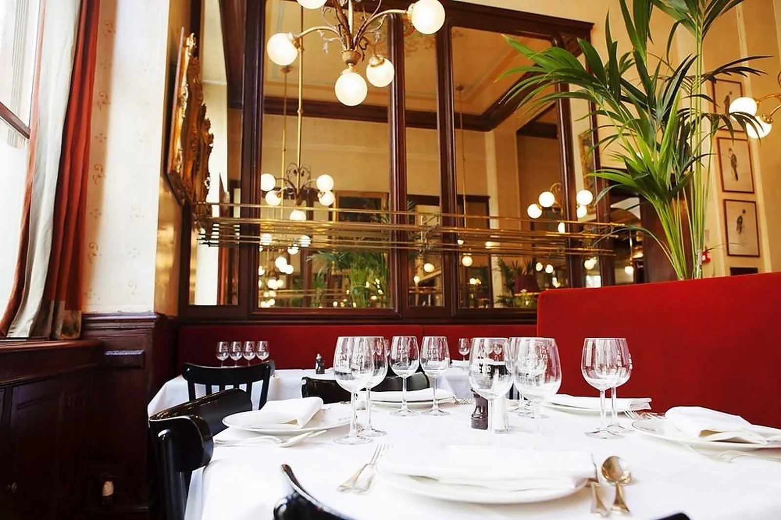 Lieux événementiels, AU PETIT RICHE