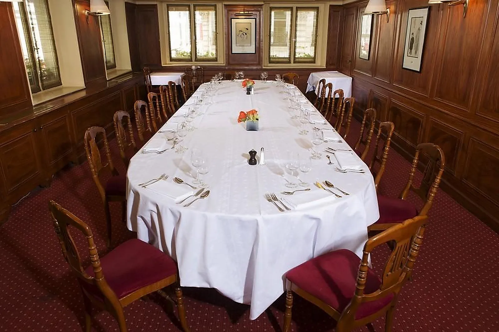 Lieux événementiels, AU PETIT RICHE