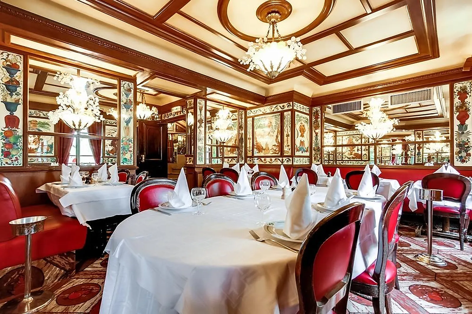 Lieux événementiels, AU PIED DE COCHON