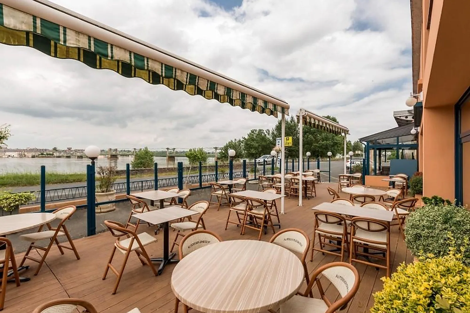 Lieux événementiels, AU POISSON D’ARGENT