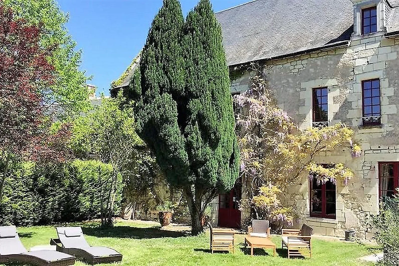Lieux événementiels, AU PRINCE GRENOUILLE
