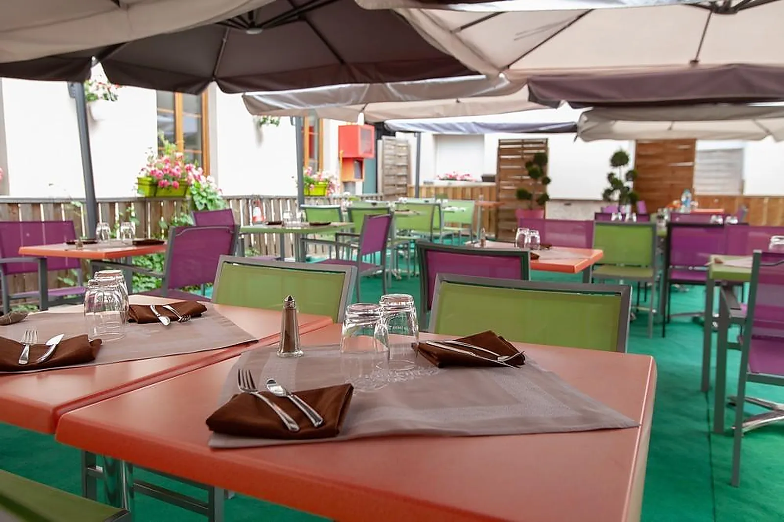 Lieux événementiels, AU TILLEUL