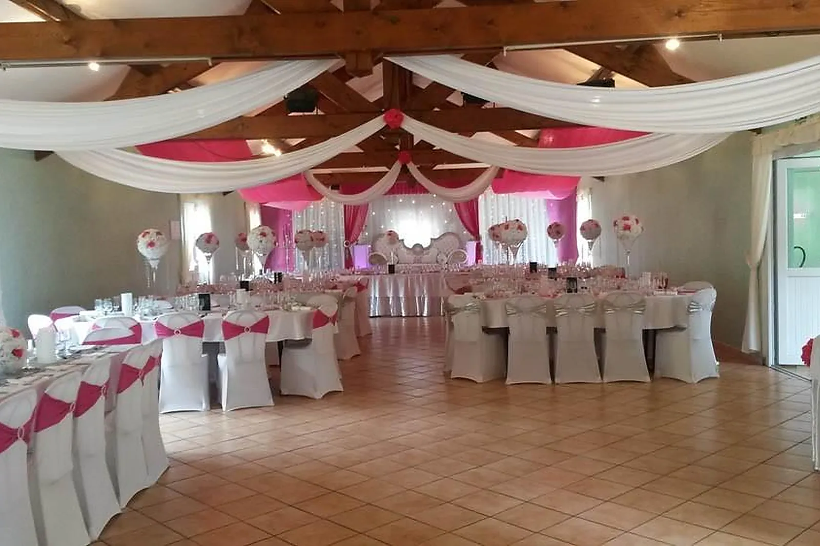 Lieux événementiels, AU VIEUX MOULIN