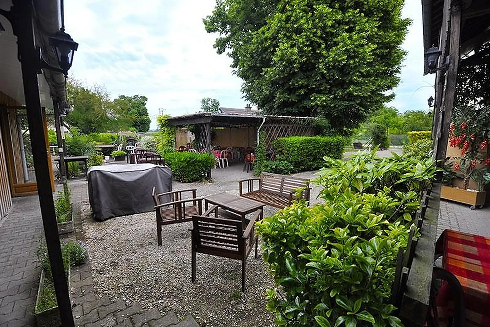 Lieux événementiels, AUBERGE BOULZICOURT