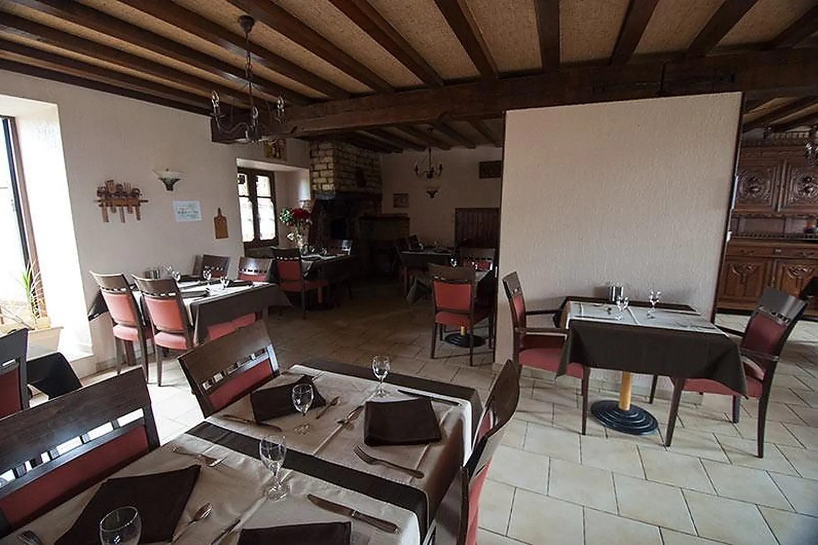 Lieux événementiels, AUBERGE BOULZICOURT