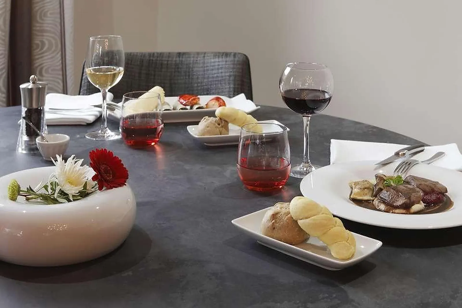 Lieux événementiels, AUBERGE BRESSANE DE BUELLAS