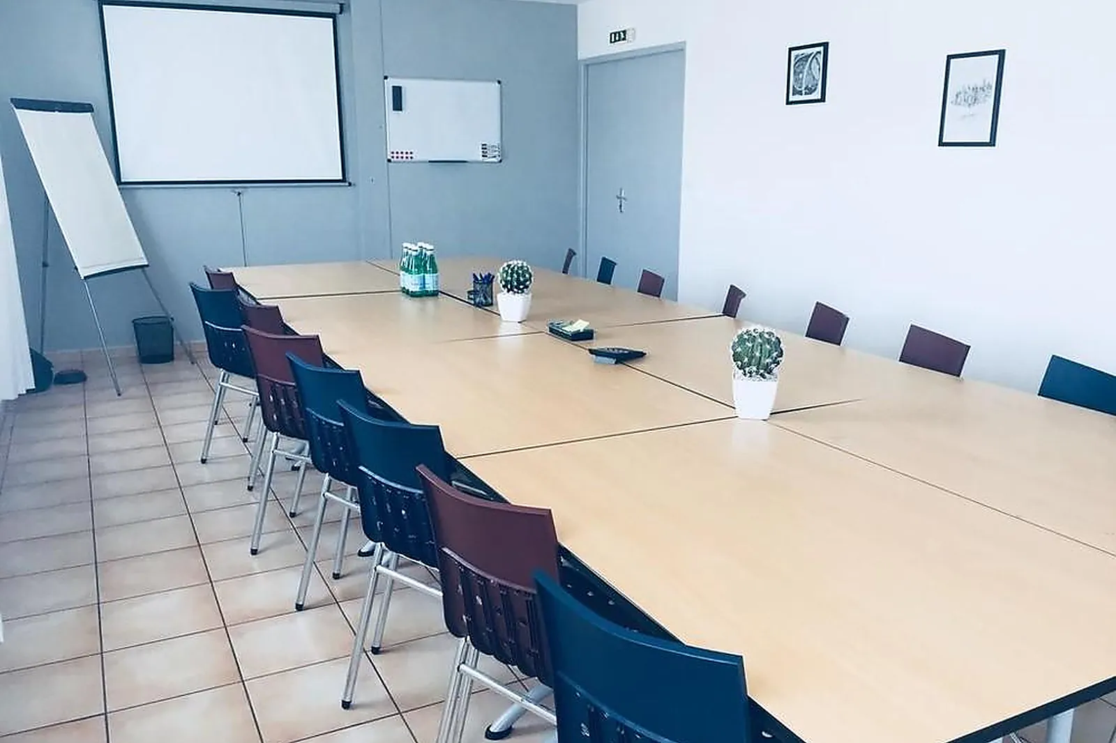 Lieux événementiels, AUBERGE EVERHÔTEL