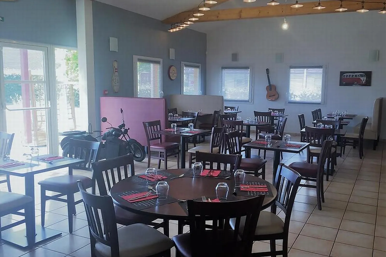 Lieux événementiels, AUBERGE EVERHÔTEL