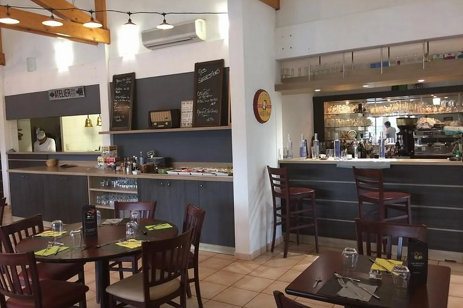 Lieux événementiels, AUBERGE EVERHÔTEL