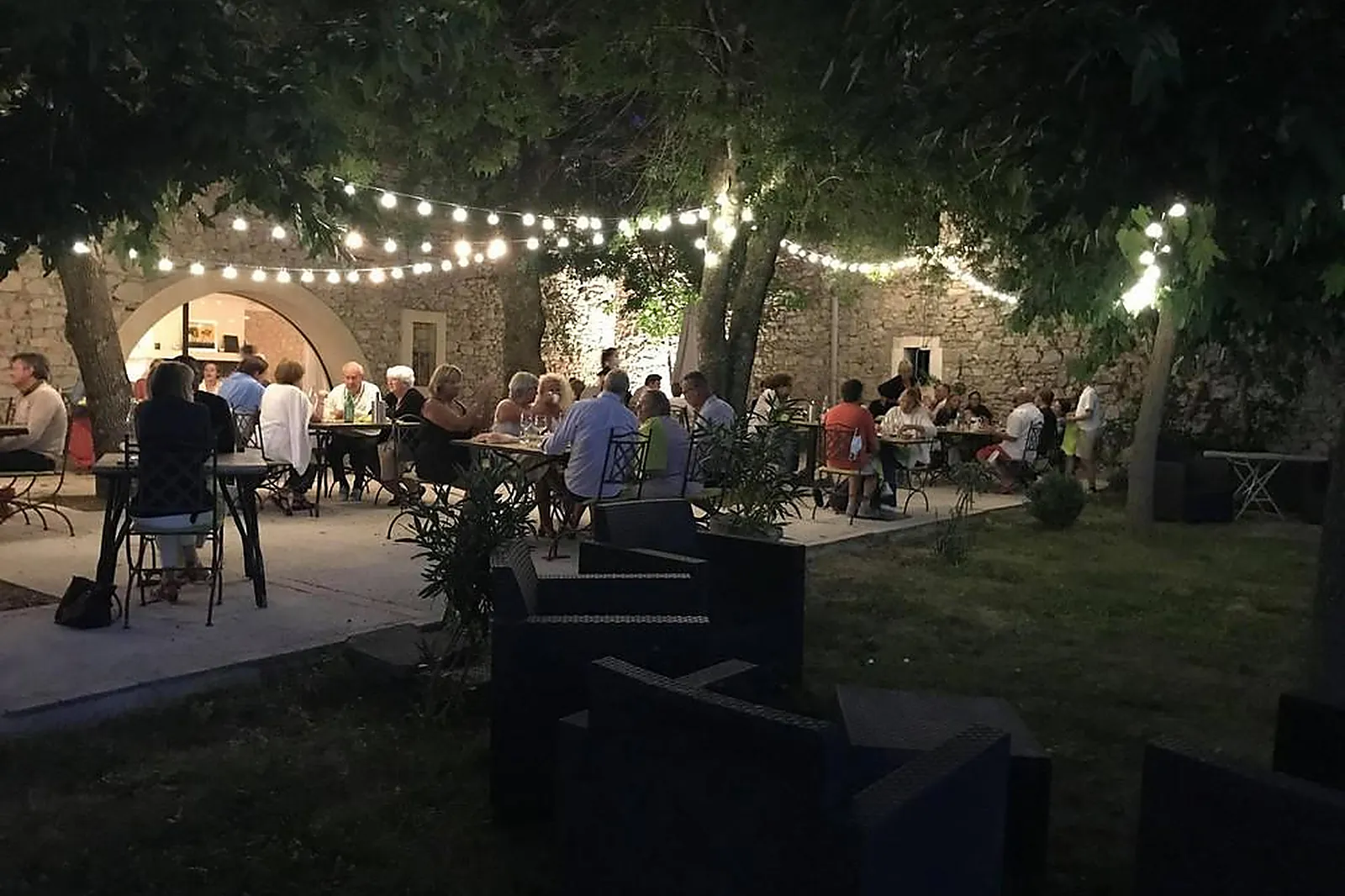 Lieux événementiels, AUBERGE GARDOISE