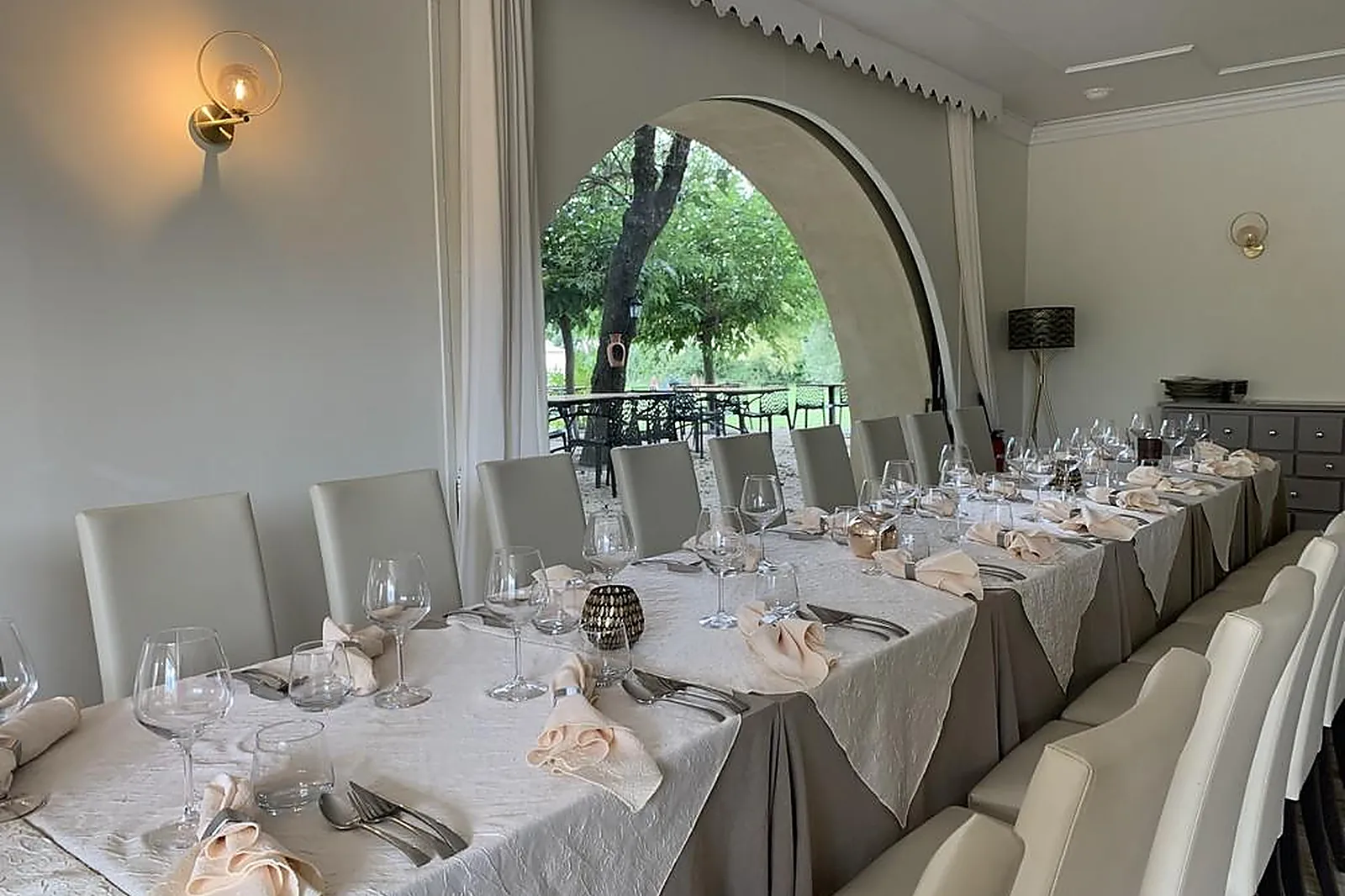 Lieux événementiels, AUBERGE GARDOISE