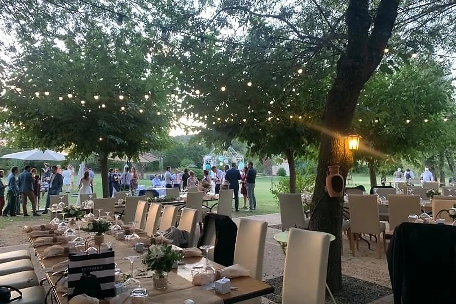 Lieux événementiels, AUBERGE GARDOISE