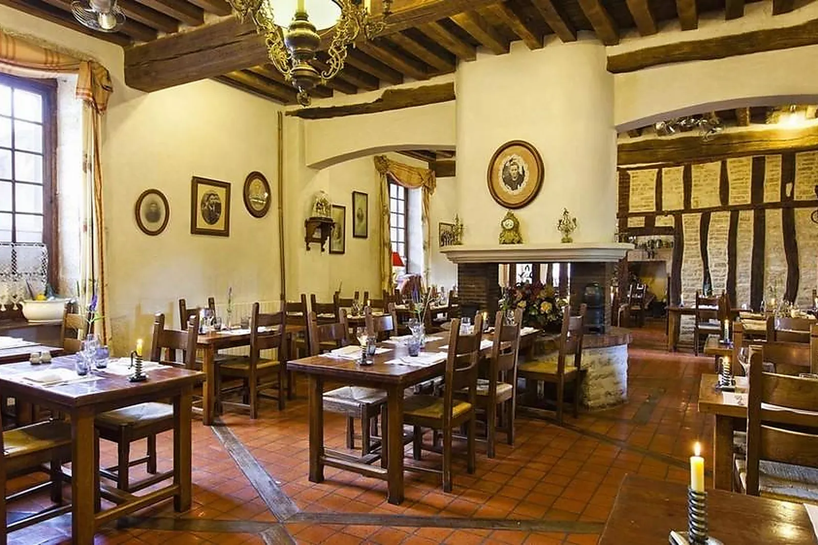 Lieux événementiels, AUBERGE LA BEURSADIÈRE