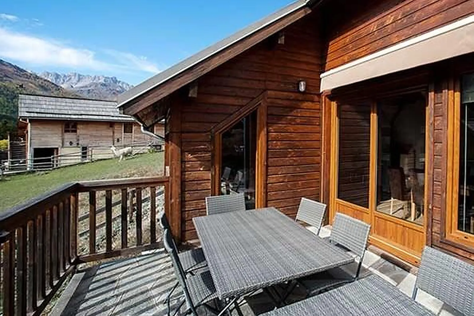 Lieux événementiels, AUBERGE LA JOIE DE VIVRE