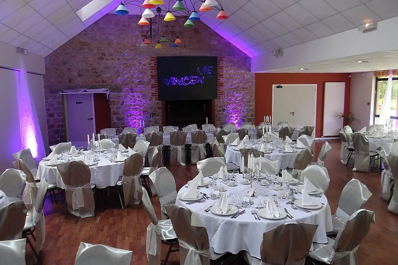 Lieux événementiels, AUBERGE LUCAS