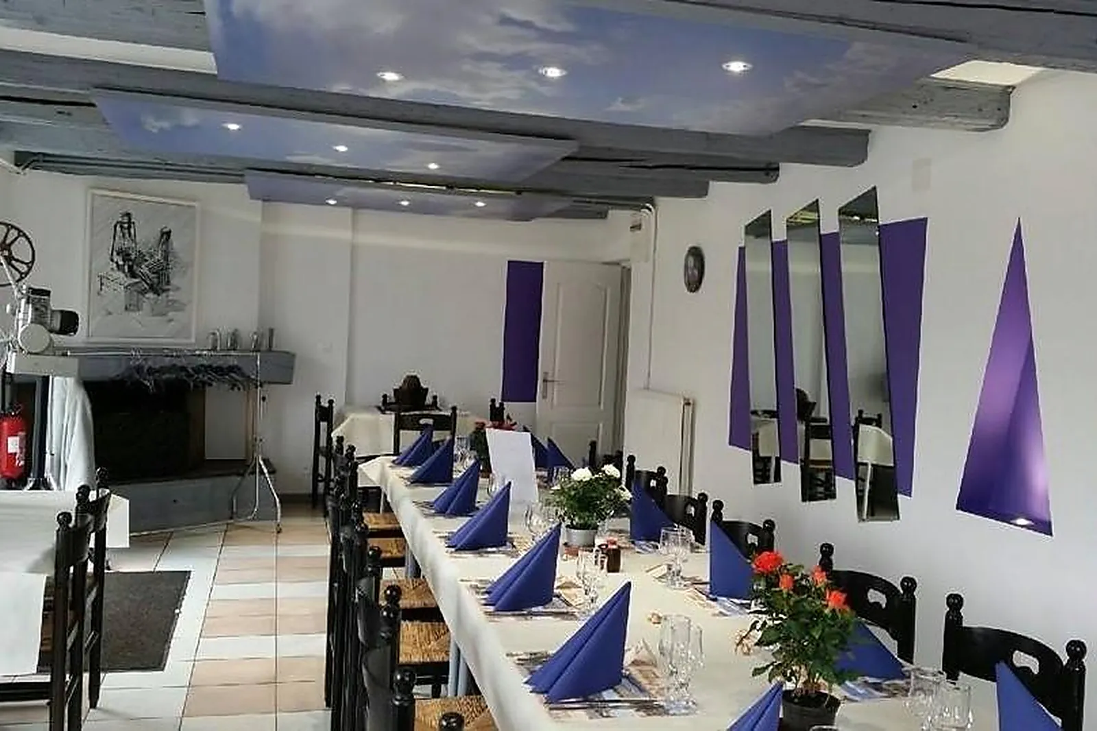 Lieux événementiels, AUBERGE MIRABELLE - CHEZ LÉON