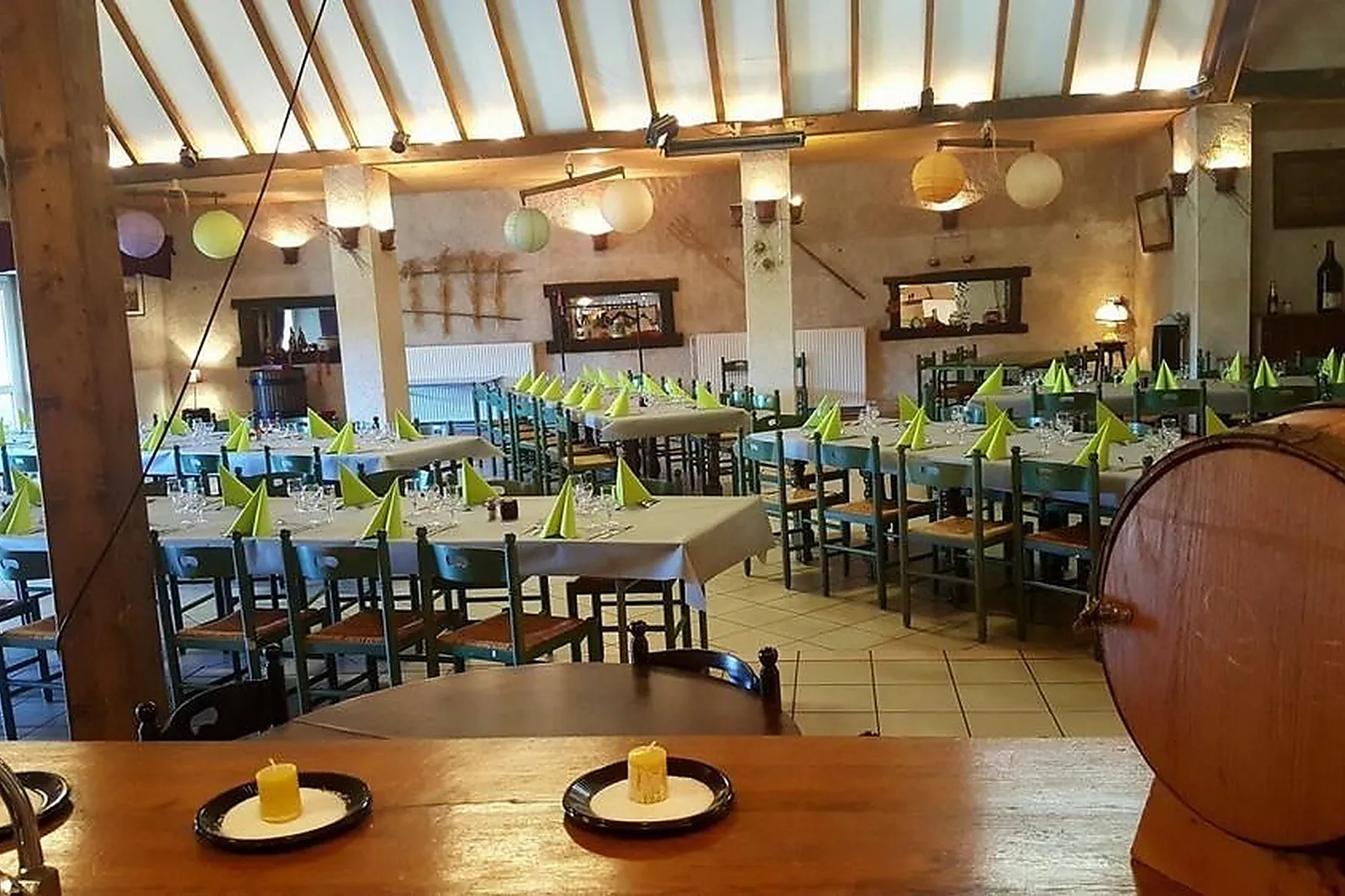 Lieux événementiels, AUBERGE MIRABELLE - CHEZ LÉON