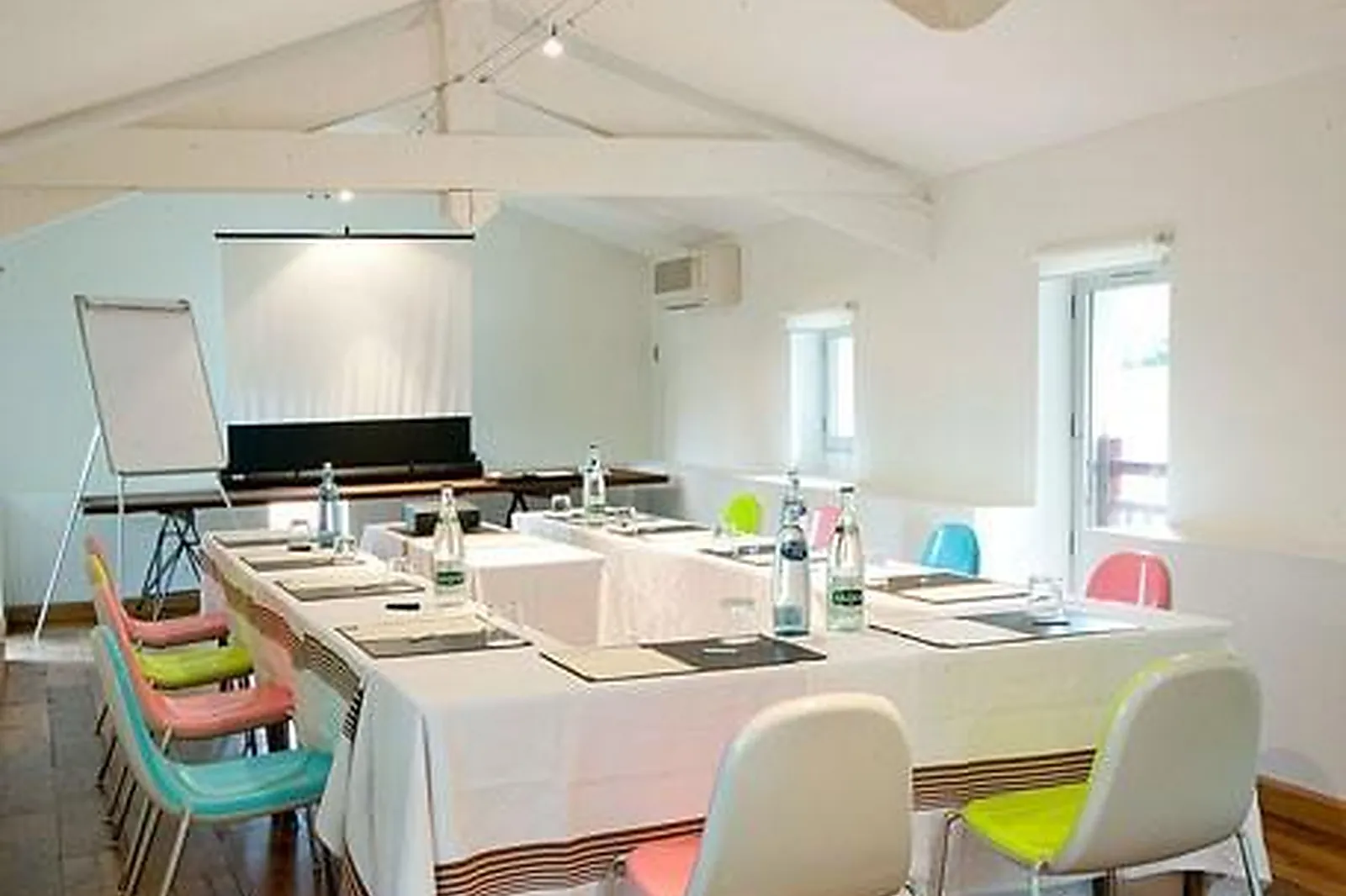 Lieux événementiels, AUBERGE OSTAPÉ