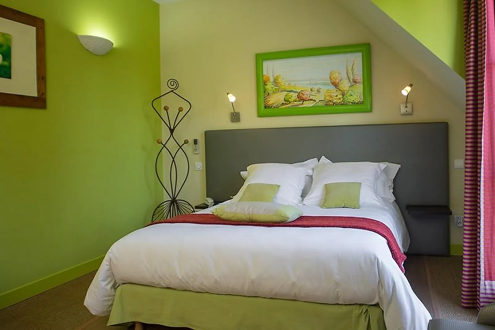 Lieux événementiels, AUBERGE POM'POIRE