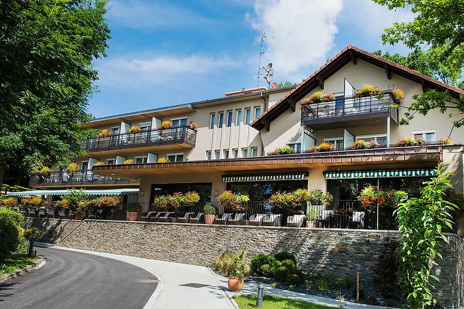 Lieux événementiels, AUBERGE SUNDGOVIENNE