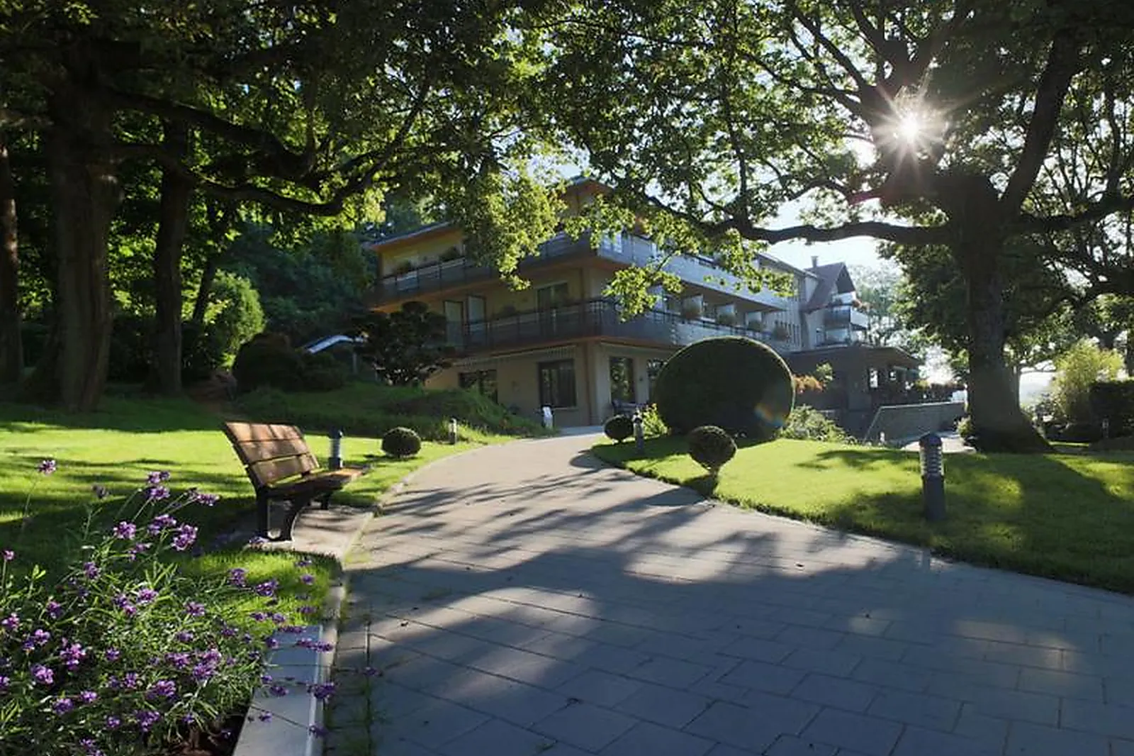 Lieux événementiels, AUBERGE SUNDGOVIENNE