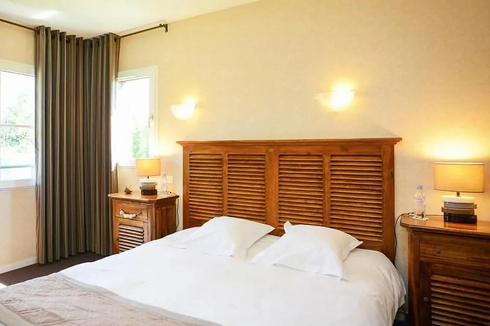 Lieux événementiels, AUBERGE DE CAROLLES