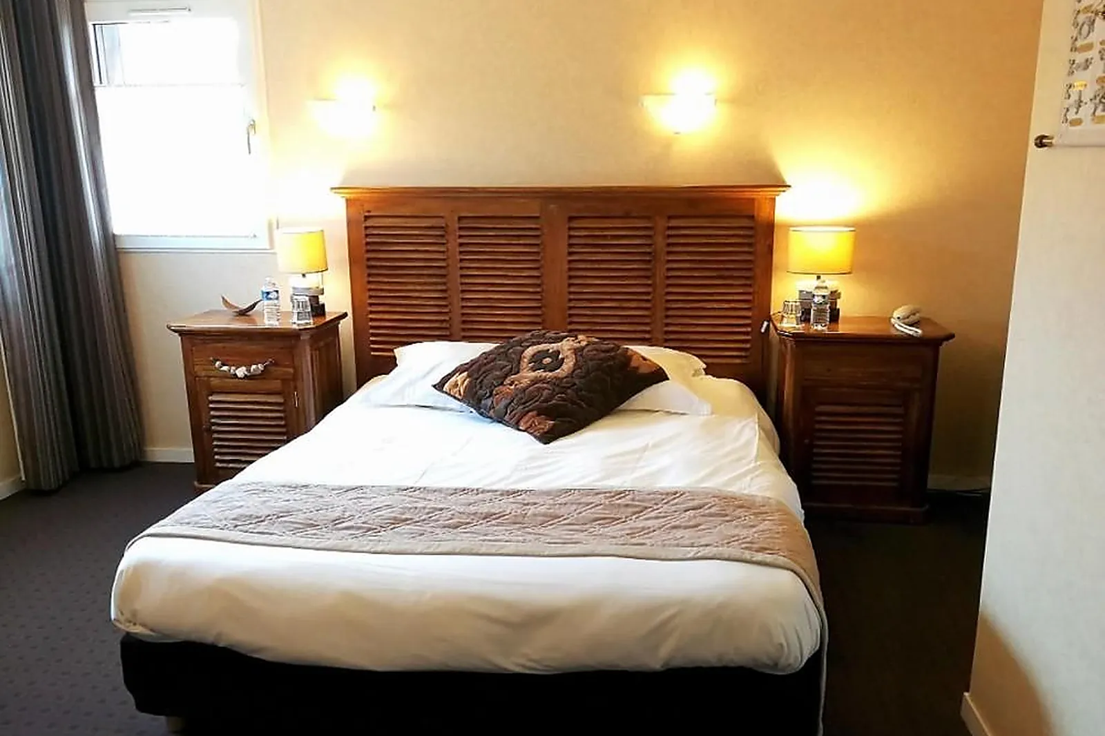 Lieux événementiels, AUBERGE DE CAROLLES