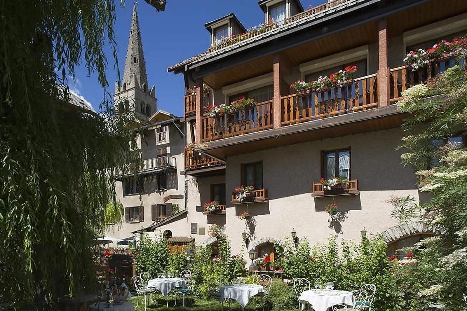 Lieux événementiels, AUBERGE DE CHOUCAS