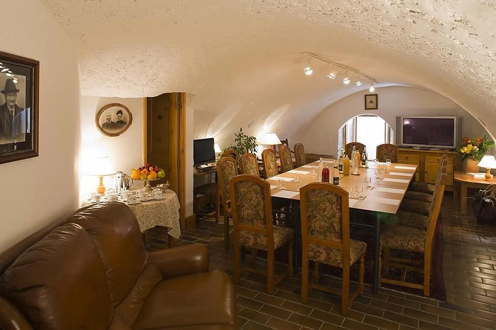 Lieux événementiels, AUBERGE DE CHOUCAS