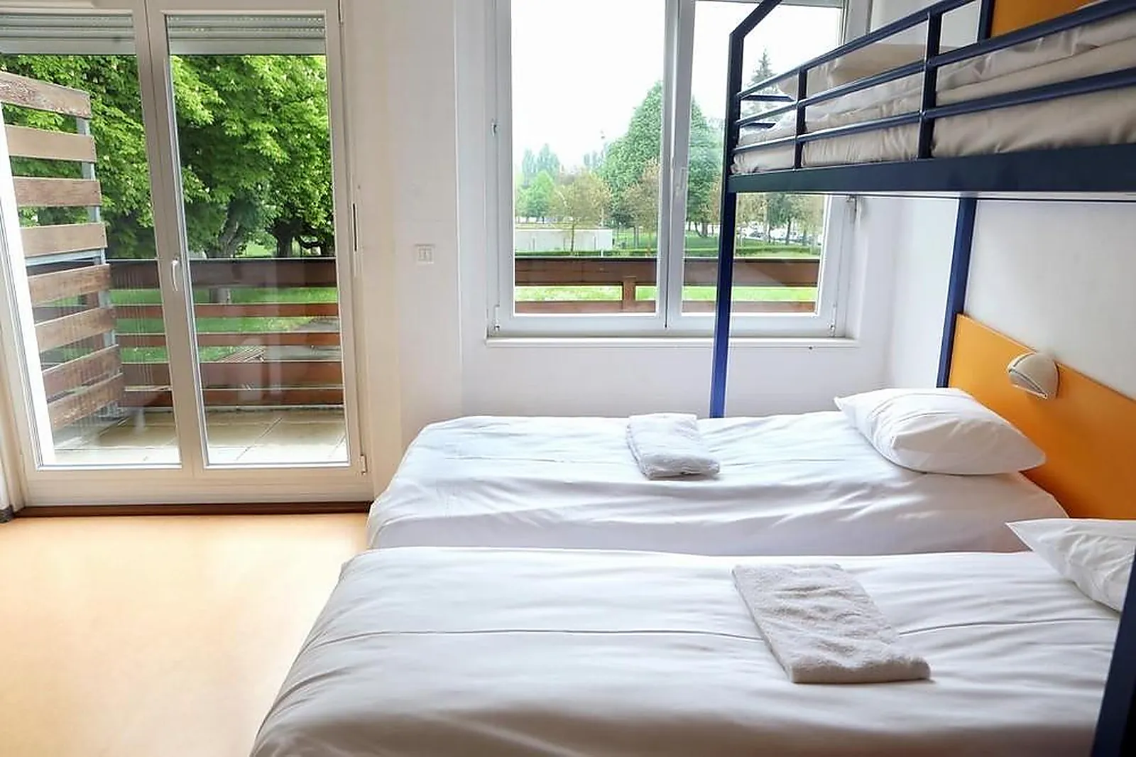 Lieux événementiels, AUBERGE DE JEUNESSE