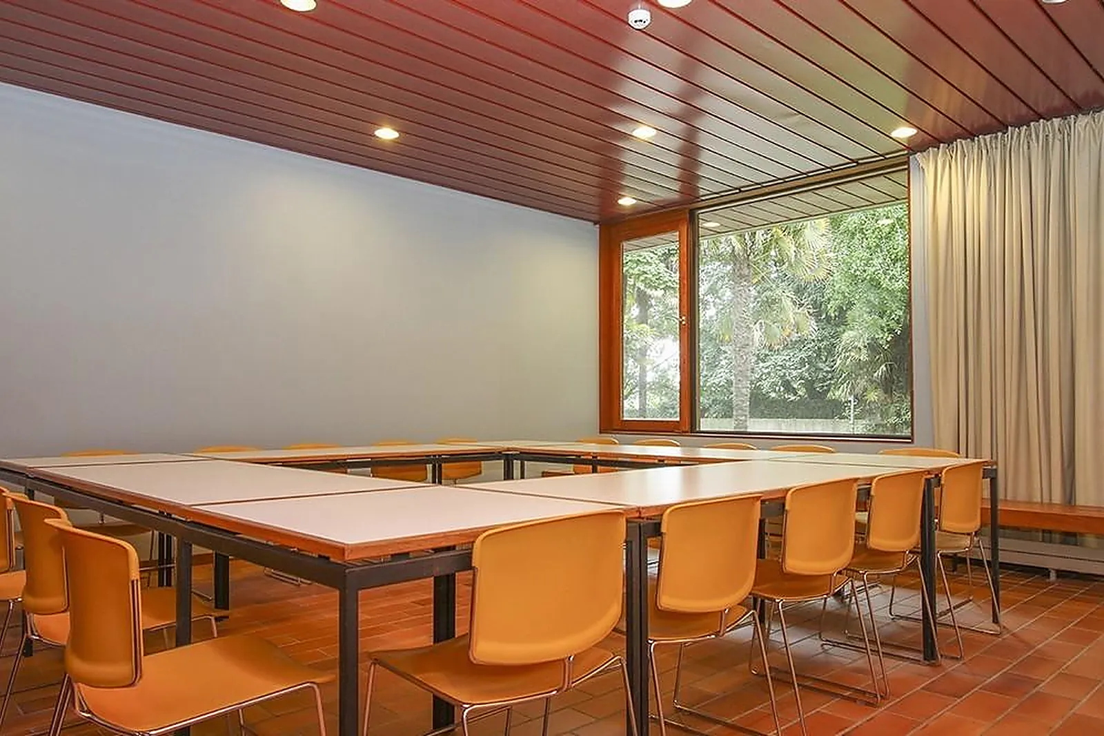 Lieux événementiels, AUBERGE DE JEUNESSE DE BREST