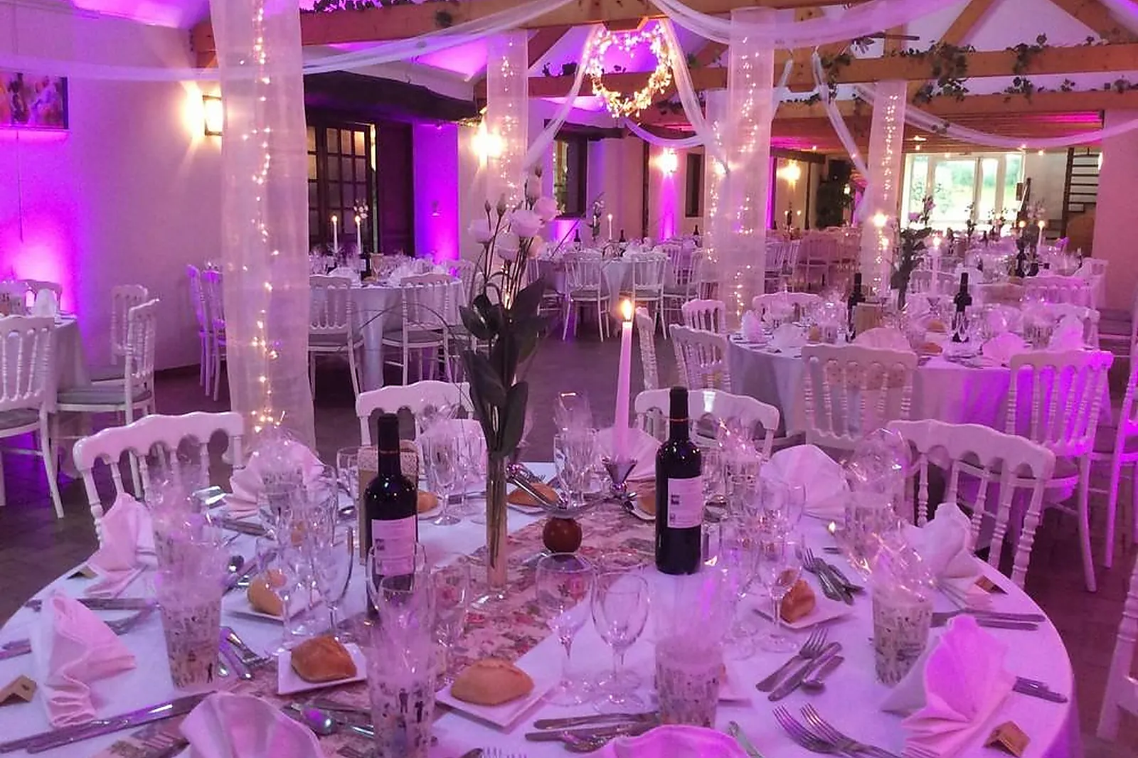 Lieux événementiels, AUBERGE DE KÉRONVEL