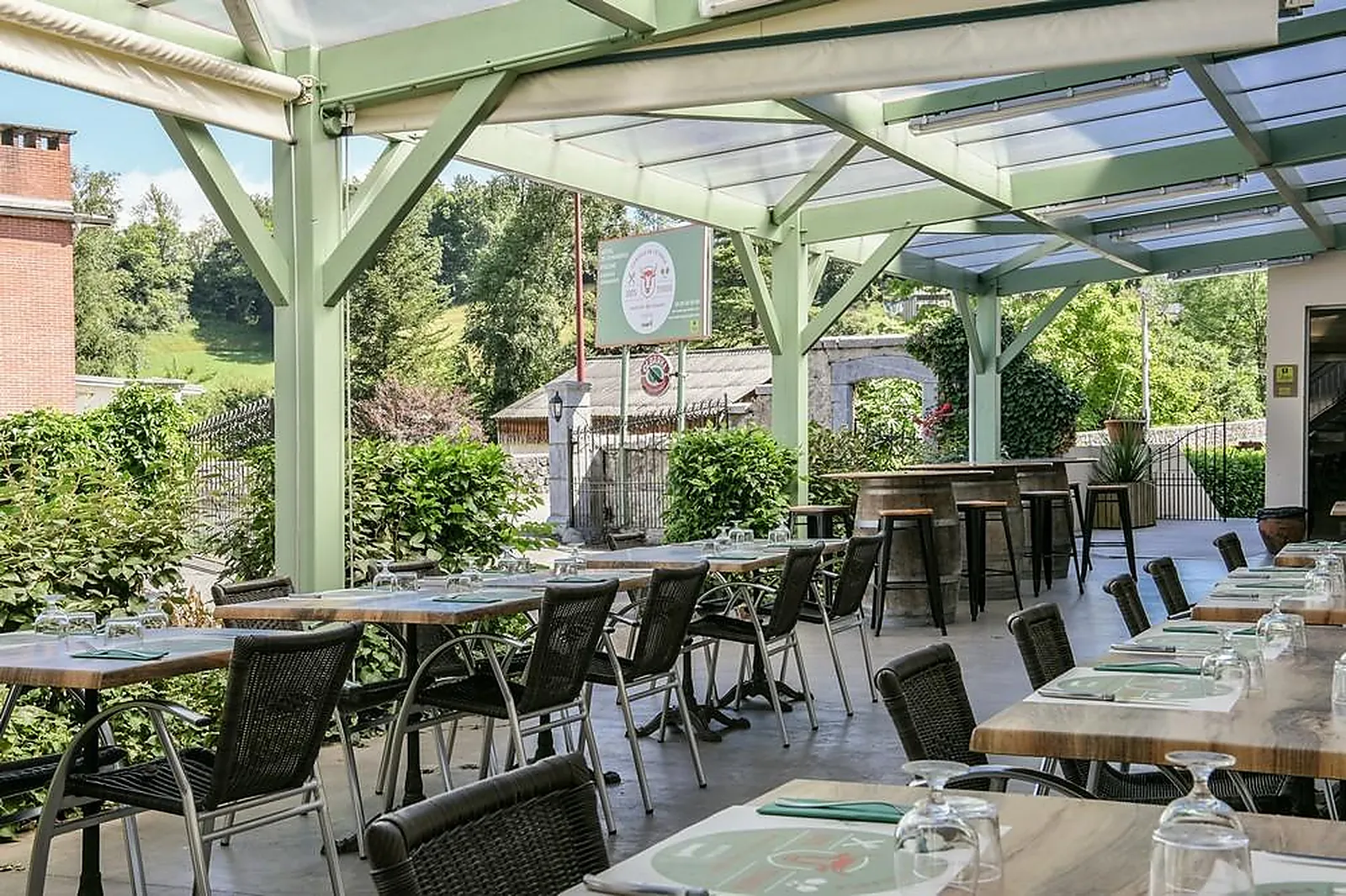 Lieux événementiels, AUBERGE DE L'ÉTABLE