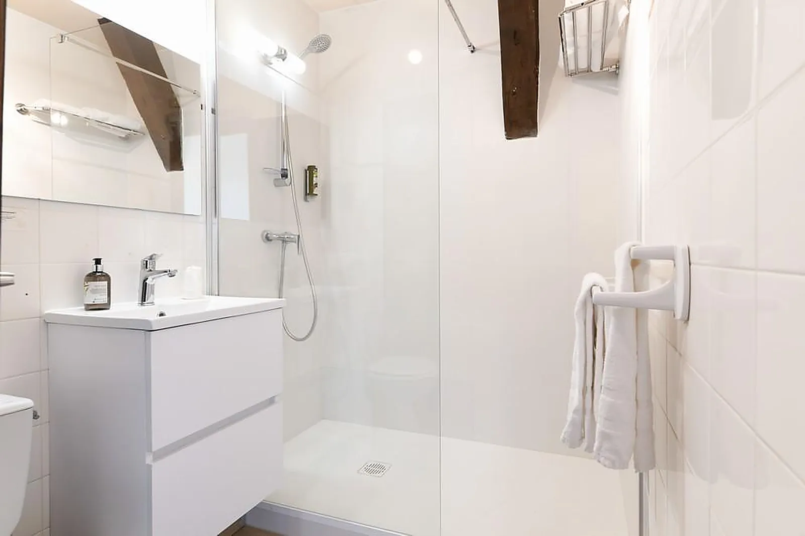 Lieux événementiels, AUBERGE DE L'ÉTABLE