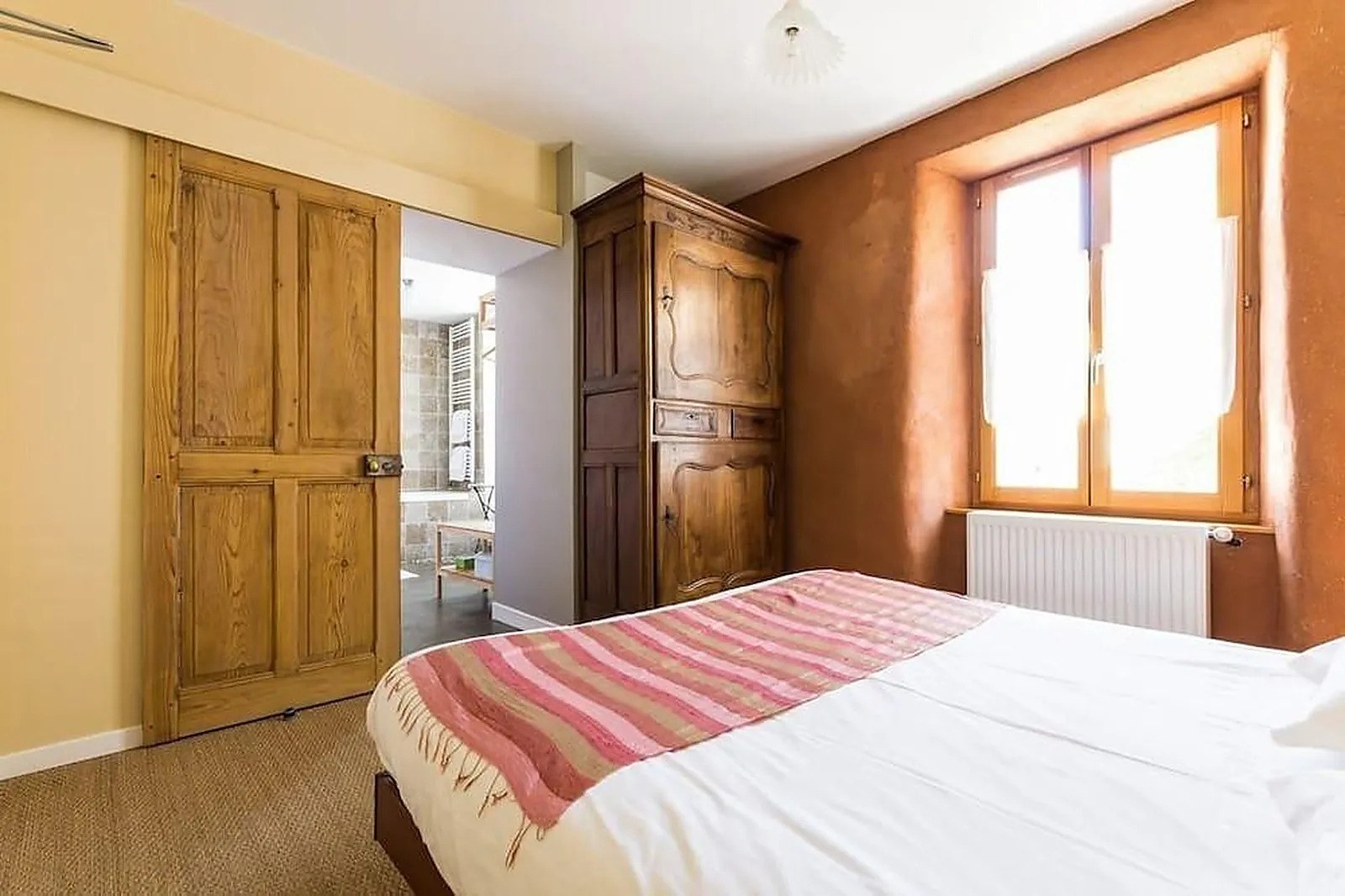 Lieux événementiels, AUBERGE DE LA BUISSONNIÈRE