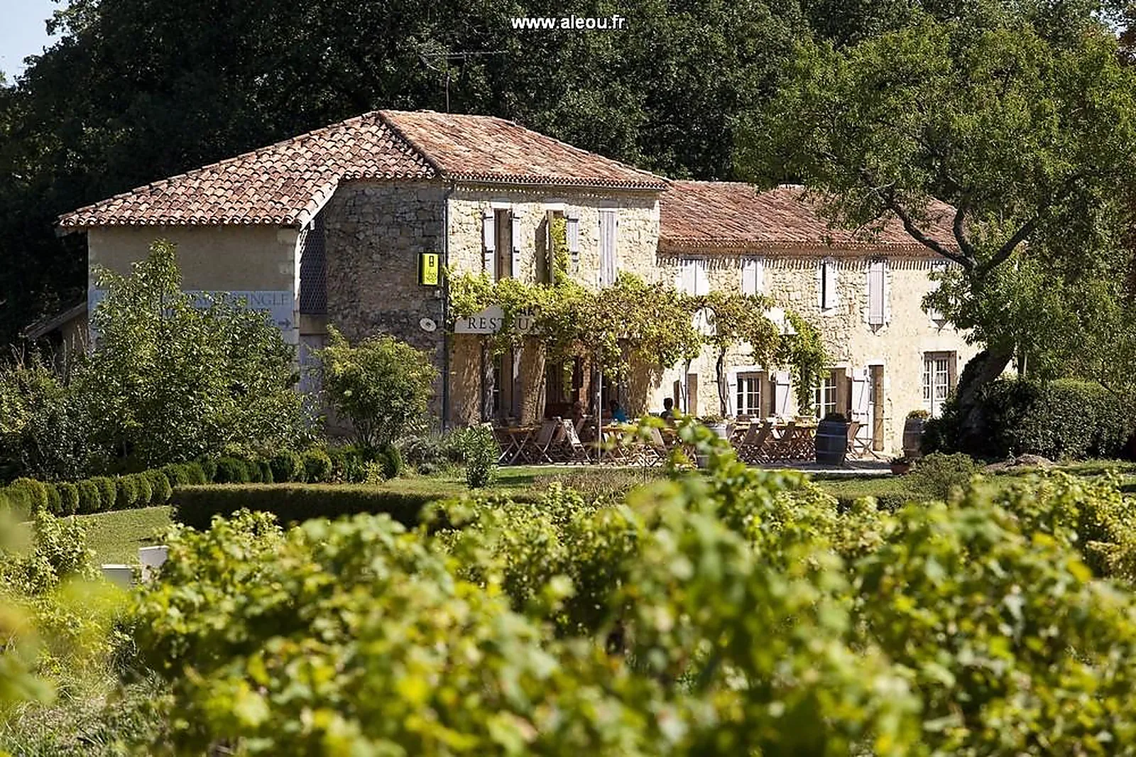Lieux événementiels, AUBERGE DE LARRESSINGLE