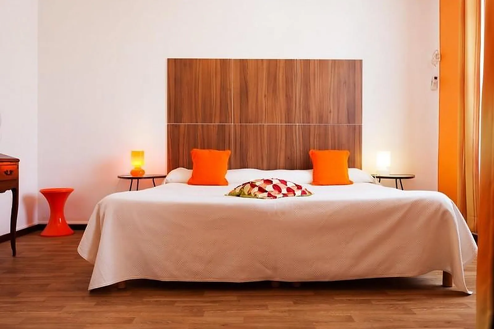 Lieux événementiels, AUBERGE DE TAVEL