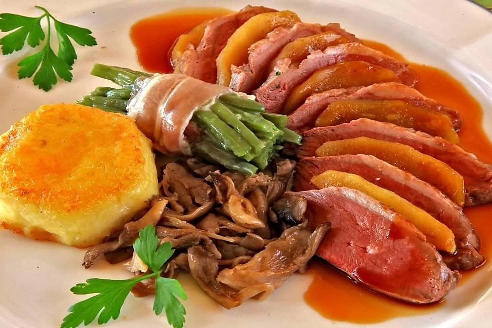 Lieux événementiels, AUBERGE DE LA BRUYÈRE