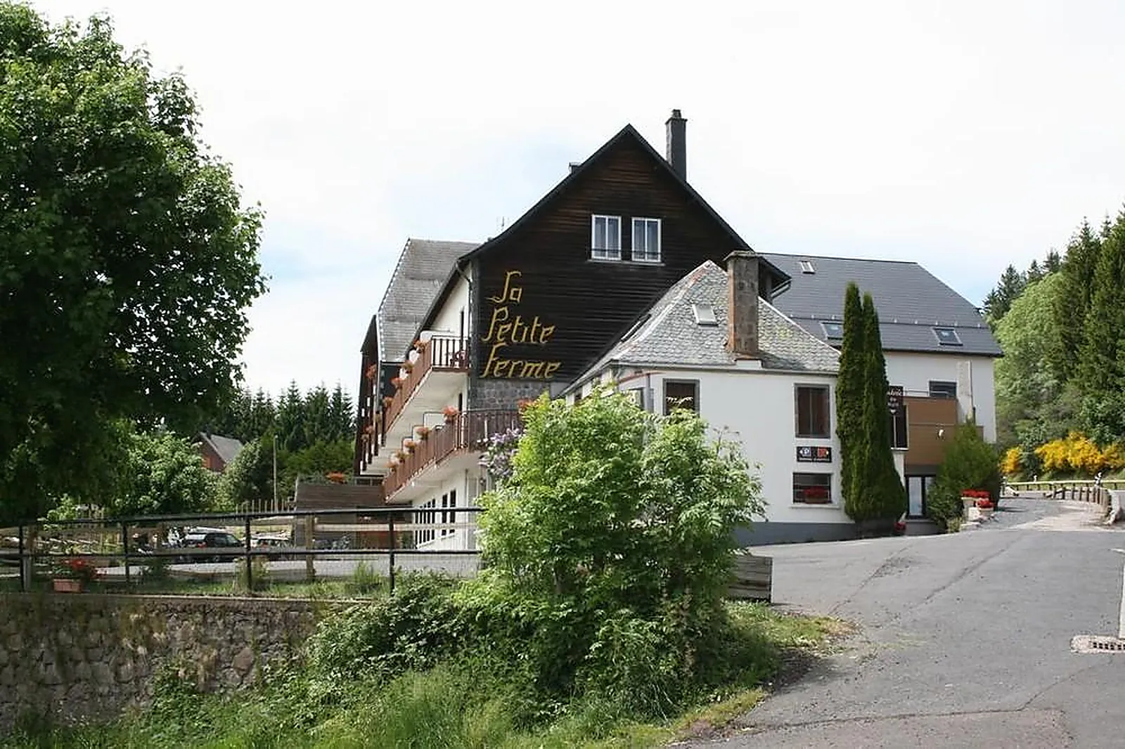 Lieux événementiels, AUBERGE DE LA PETITE FERME