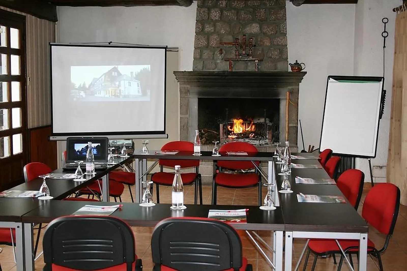 Lieux événementiels, AUBERGE DE LA PETITE FERME