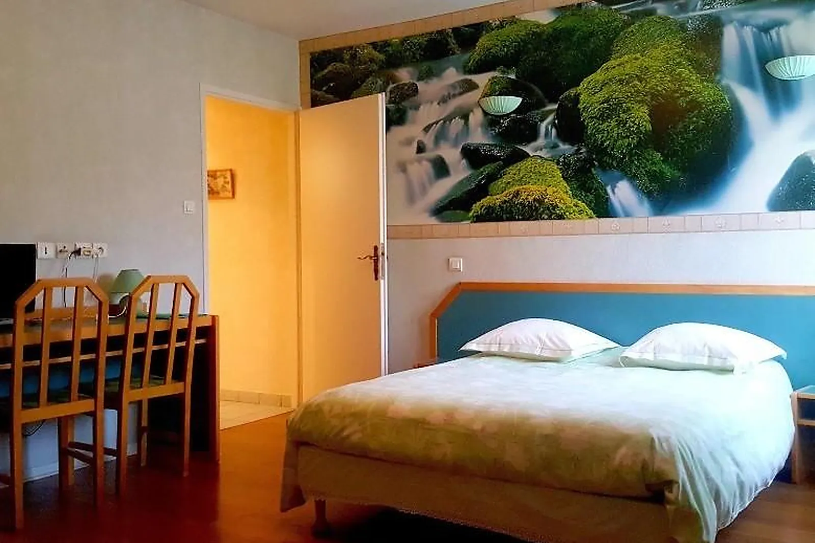 Lieux événementiels, AUBERGE DE LA POIRIE