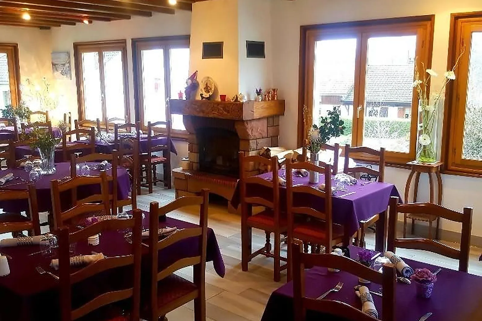 Lieux événementiels, AUBERGE DE LA POIRIE