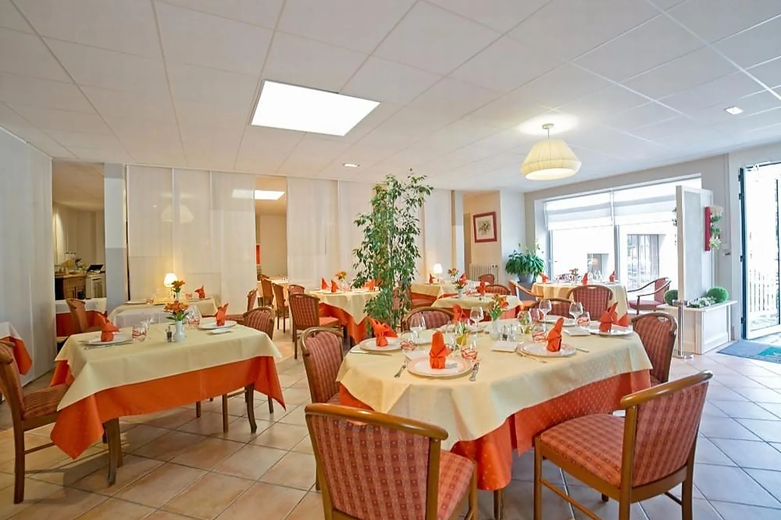 Lieux événementiels, AUBERGE DE LA ROSE