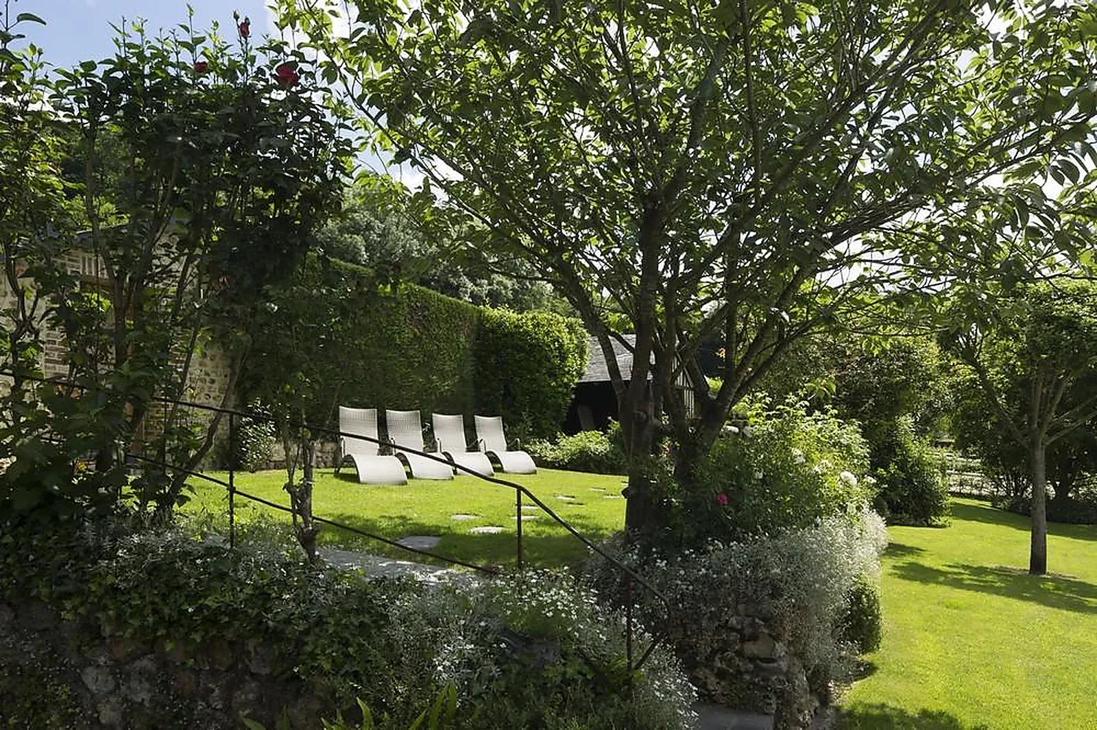 Lieux événementiels, AUBERGE DE LA SOURCE