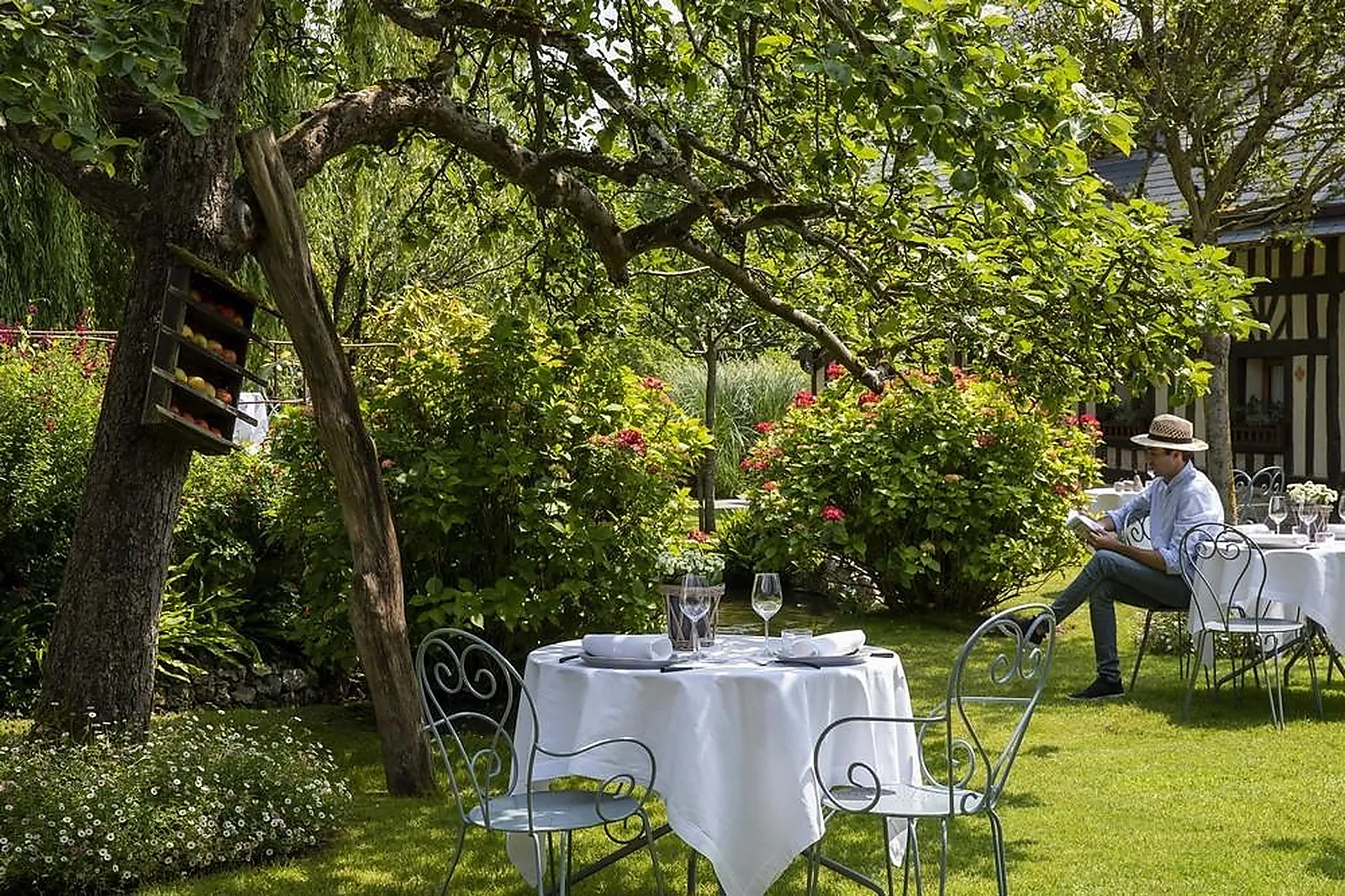 Lieux événementiels, AUBERGE DE LA SOURCE