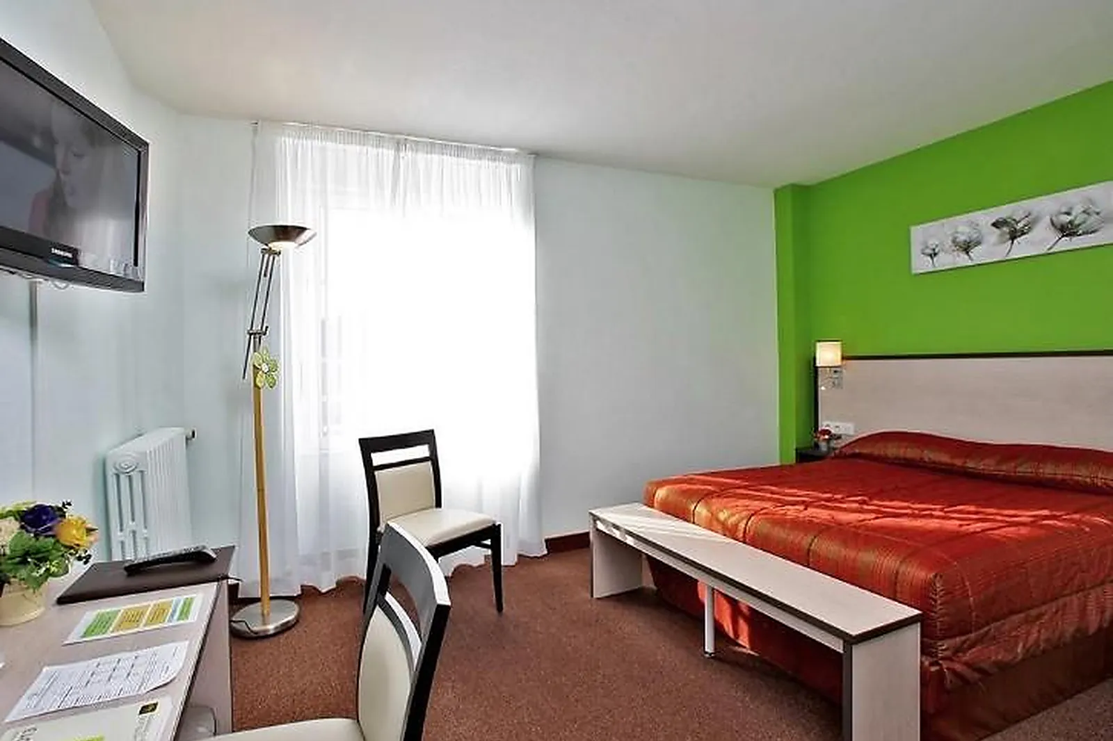 Lieux événementiels, AUBERGE DE LA TERRASSE LA CHATAIGNERAIE